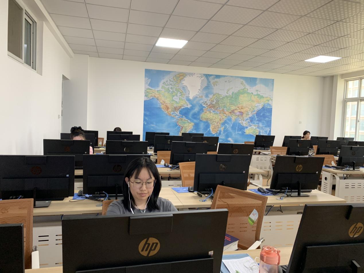 英国上市公司365