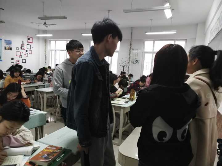 英国上市公司365