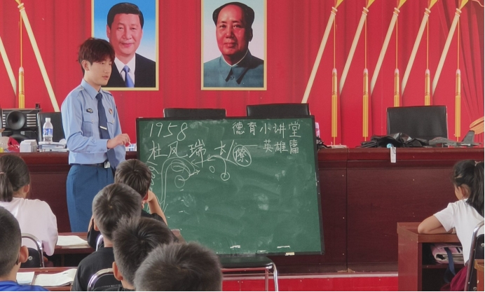 英国上市公司365