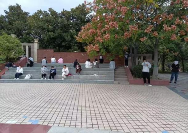 英国上市公司365