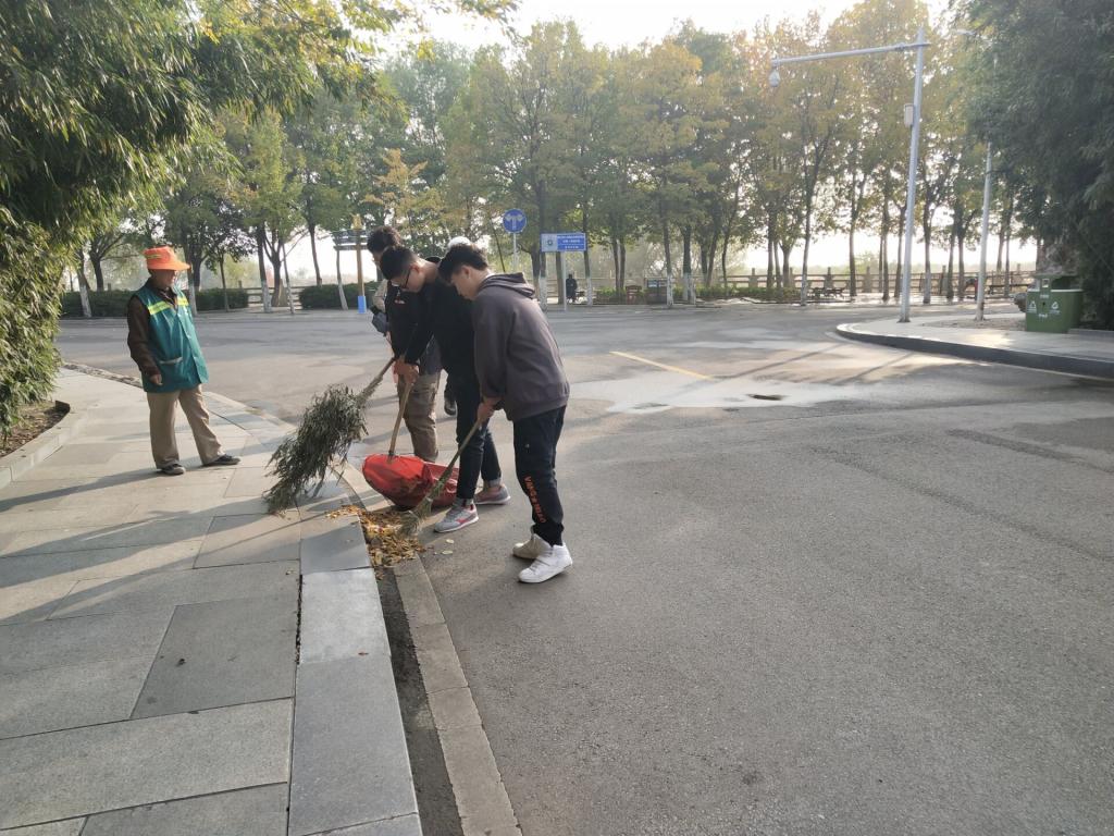 英国上市公司365
