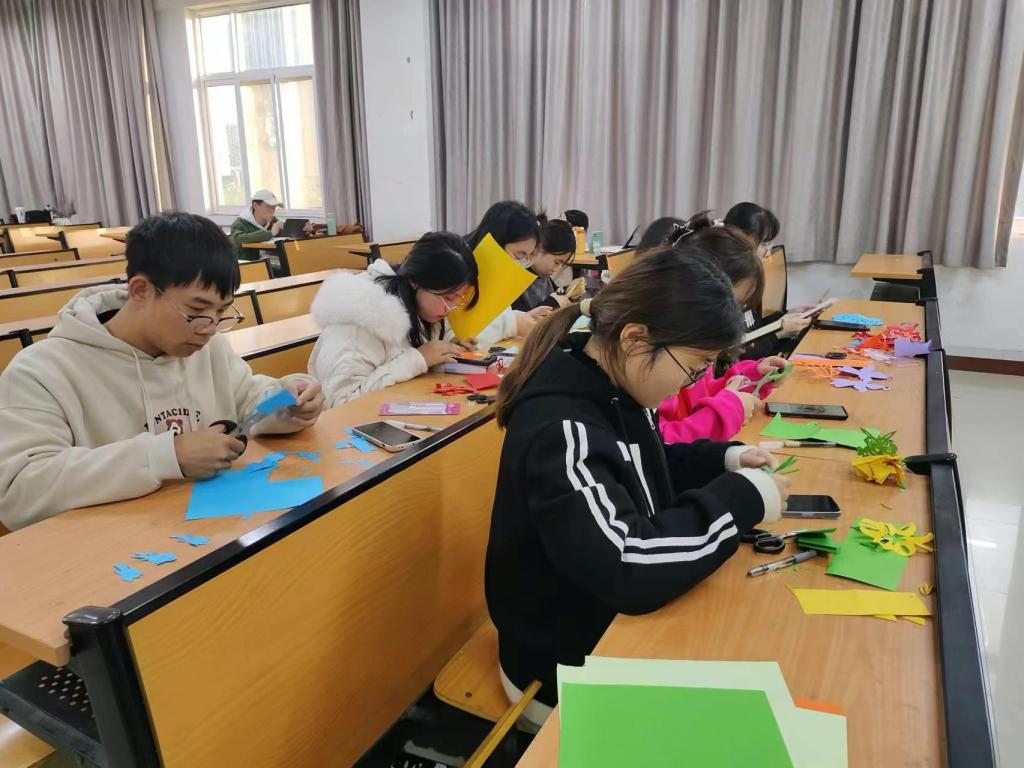 英国上市公司365