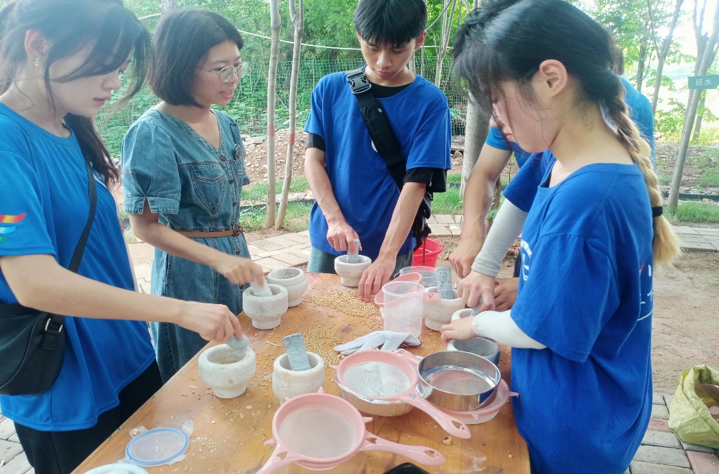 英国上市公司365